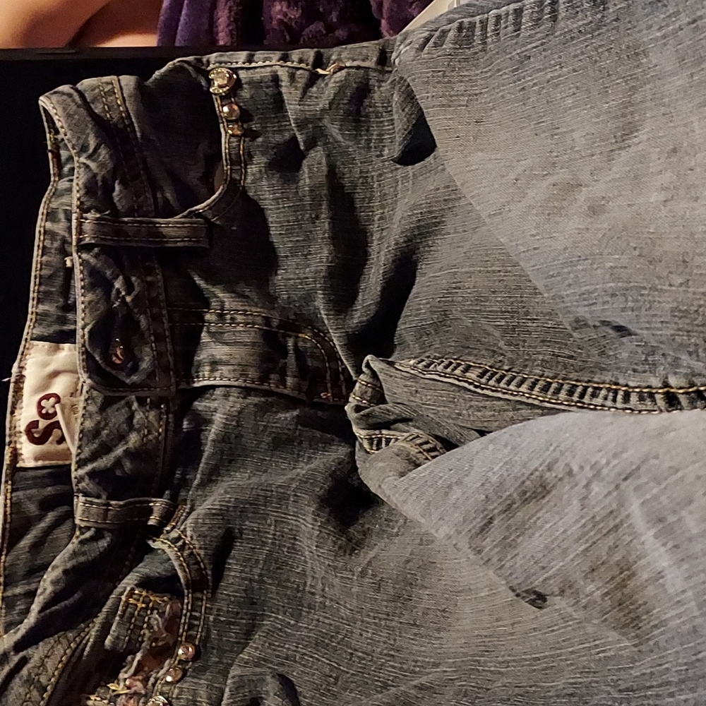 So size 7 girls jeans